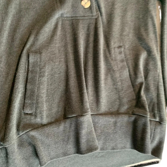 Natural Reflections women's size medium black sweater with pockets - Picture 4 of 5